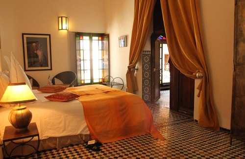 Dar Tazi House | Riad Laaroussa