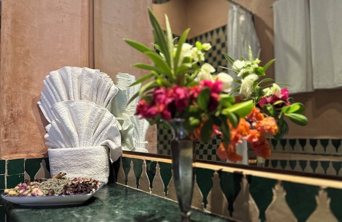 Layoun House | Riad Mazar Fes