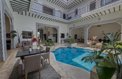 Menara House | Riad Tonaroz Gold