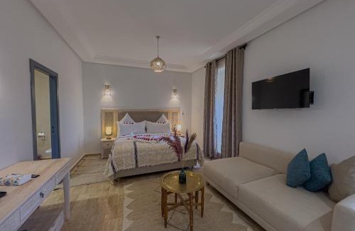 Menara House | Riad Tonaroz Gold