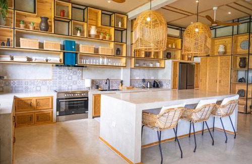 Catangnan Villa | Ricehaven Luxury Villa with Starlink WIFI Villa2