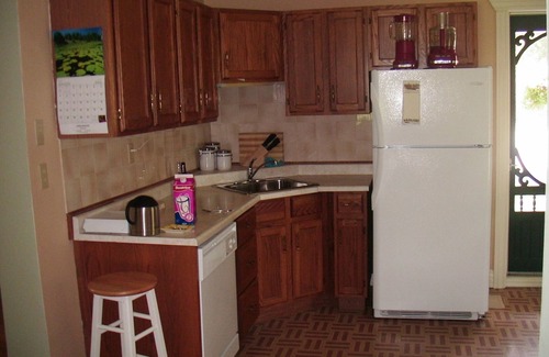 Delta Cottage | Rideau Lakes Cottage - Lower Beverley Lake
