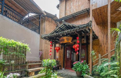 Longsheng Various Nationalities Autonomous County House | Ridge Inn