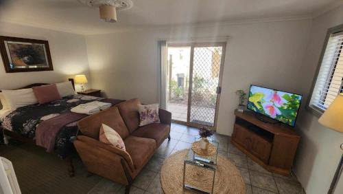 Clare Cabin | Riesling Trail & Clare Valley Cottages