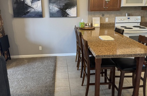 Osage Beach Condo | Right on the Water! 21.5 mm