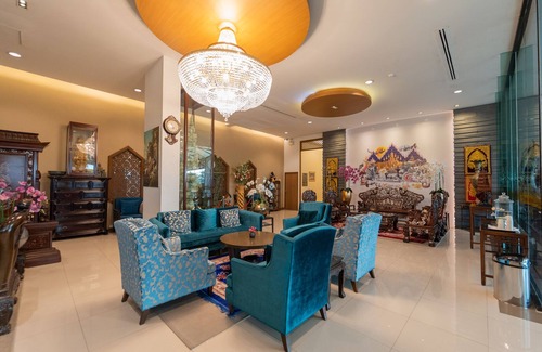 Mueang Samut Prakan District Hotel | Rimkhobfa Urban Resort