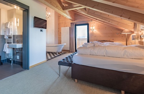 Oeschseite Cabin | Rinderberg Swiss Alpine Lodge