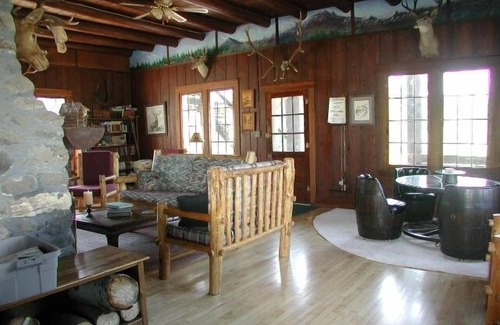 East Glacier Park Cabin | Rising Wolf Ranch Family Reunions Corporate Get-Aways