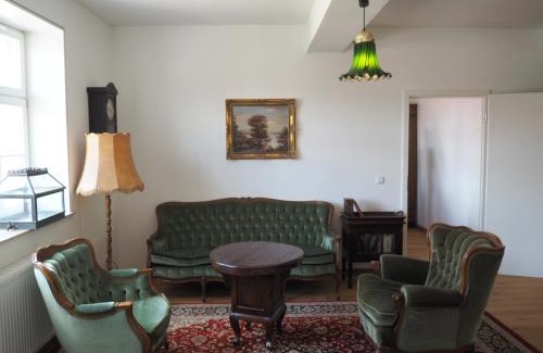 Mansfeld-Sudharz House | Rittergut Thürungen