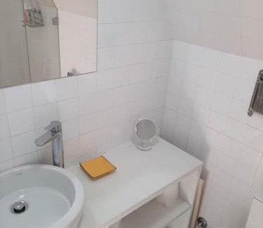 Trafaria Apartment | River & Beach Apartment near Lisbon