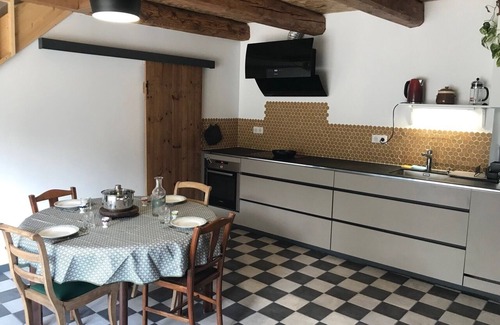 Saint-Bonnet-pres-Orcival House | River Cottage
