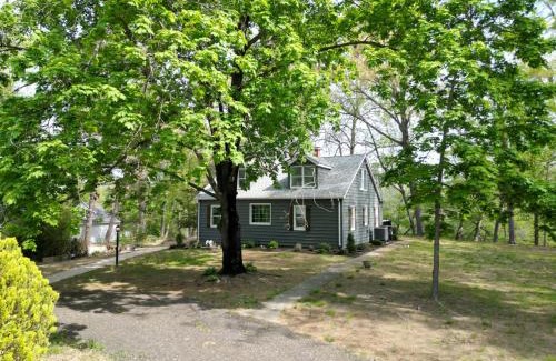 Golts House | River Heights Retreat