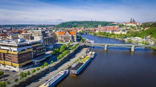 Josefov Boat Rental | River hotel KÖNIGSTEIN