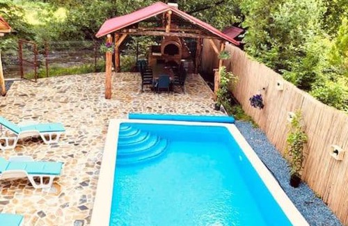 Frasinet House | River House Transylvania