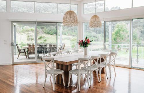 Kennett River House | River House - Wildlife at your doorstep