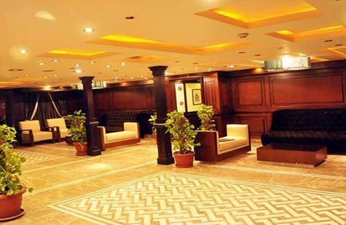 Qasr an-Nil Boat Rental | River Nile Boat
