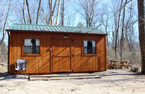 Eagle Rock House | River Rest Primitive Cabin
