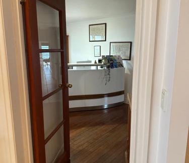 Maroochy River Hotel | River Rock Retreat