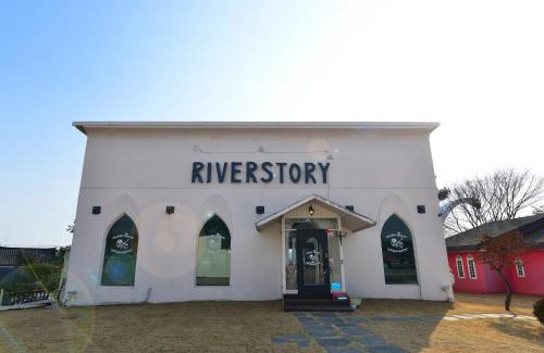 Chuncheon House | River Story Pension