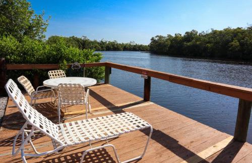 Everglades City Villa | River Wilderness Waterfront Cabins