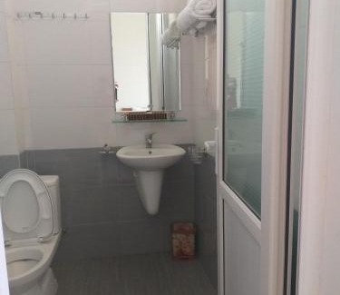 Dong Hoi Bed & Breakfast | RIVERBANK MOTEL