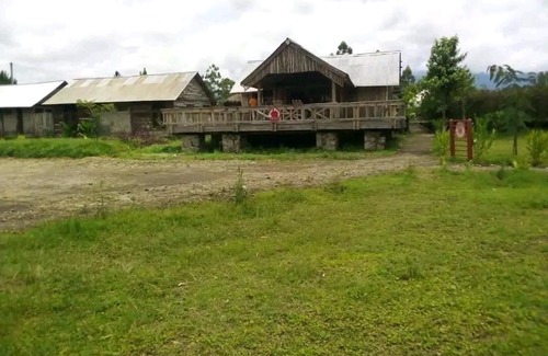 Rungwe Apartment | Riverbanks fish farm&Campsite