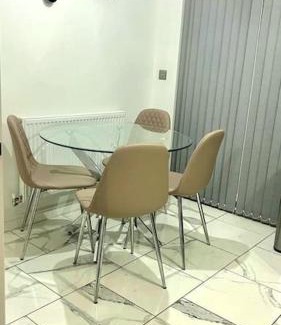 Ollerton Apartment | Riverdale Cosy home for business,contractors,retreat