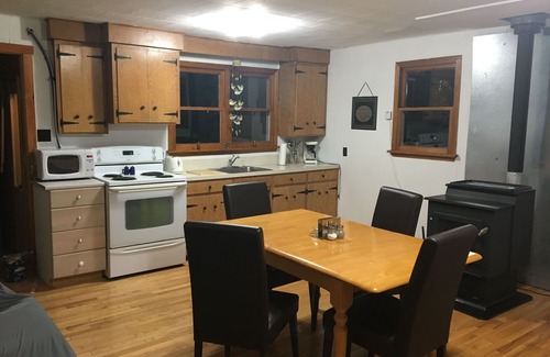 Durham Bridge Cottage | Riverfront Cottage