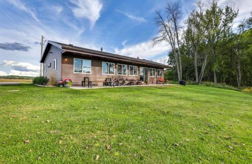 Wisconsin Dells House | Riverfront Home with Private Dock in Wisconsin Dells