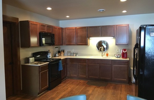 Fishtail Apartment | ‘RIVERFRONT’ -Sights & sounds of this Blue Ribbon Trout fishery are stunning!