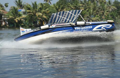 Mankombu Boat Rental | Riveria Boats