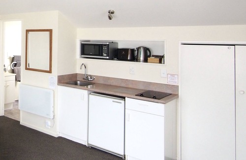 Nelson Hotel | Riverlodge Nelson