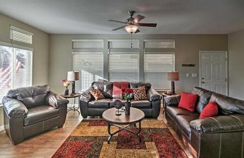 Needles House | Rivers Edge Golf Condo with Beach Access and Patio!