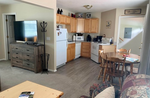 Bozeman House | Rivers Suite