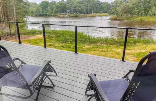 Edwardsville House | Riverside Bliss