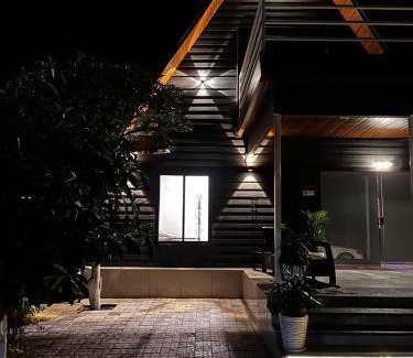 Jabalpur House | Riverside Burrows