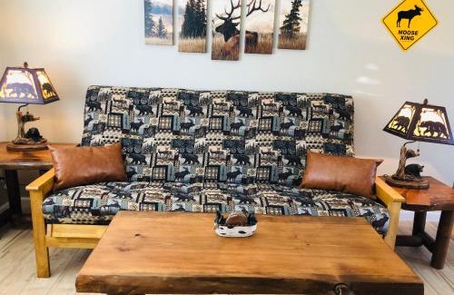 Grants Pass House | Riverside Cabin 1