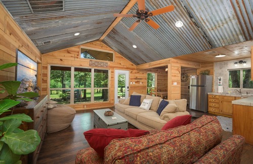 Pickens Cabin | Riverside Cabin | Kayaks | Mountains | Stargazing