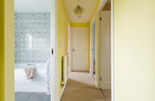 Evesham House | Riverside cottage