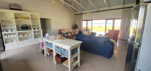 Emalahleni Apartment | Riverside Farm