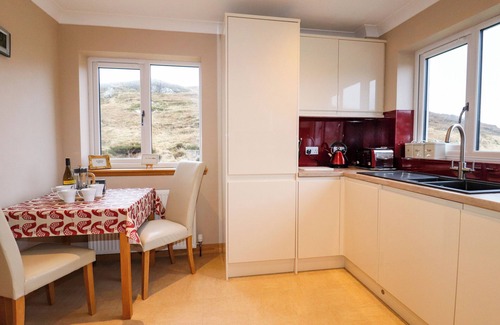 Finsbay Cottage | Riverside