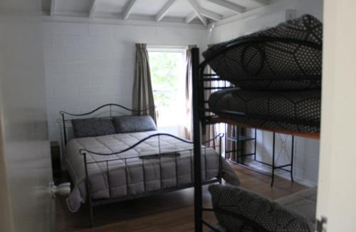 Herbert Cabin | Riverside Haven Lodge & Holiday Park