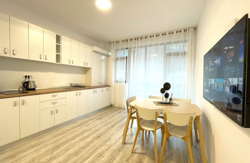 Busteni Apartment | Riverside Lindas Apartment