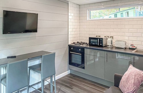 Bethesda Cottage | Riverside Studio Pod HT