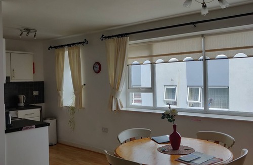 Skibbereen Apartment | Riverview Apartment in the heart of Skibbereen in beautiful West Cork