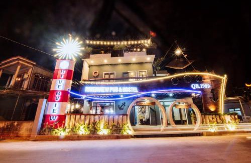 Dong Hoi Hostel | RiverView Homestay 2