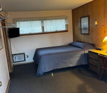 Cornell Cabin | Riverview Lodge