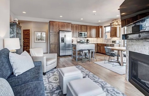 Silverthorne Apartment | Riverview Penthouse 2BD/2BA: Ski, hike, fish, fun