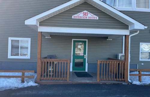 Clarenville Hotel | Riverview Suites