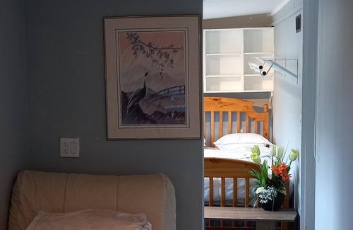 Boblo Island Bed & Breakfast | Riverview , waterfront, homestay, bnb